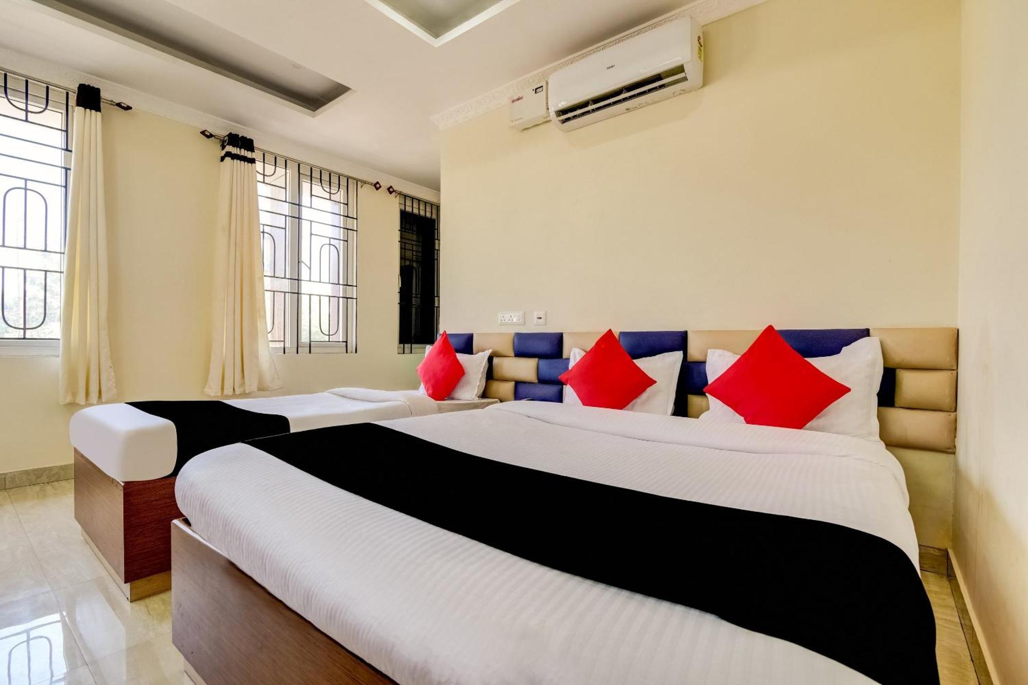Capital O Good Luck Residency Hotel Dispur Exterior foto