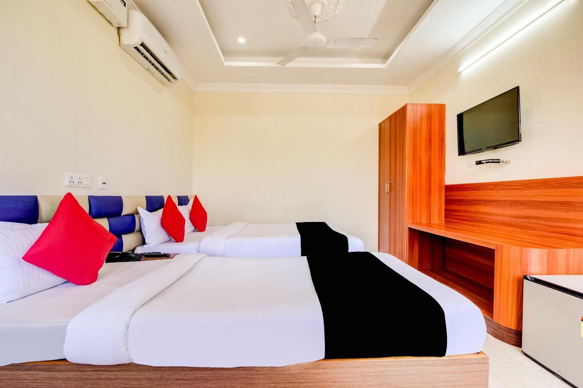 Capital O Good Luck Residency Hotel Dispur Exterior foto