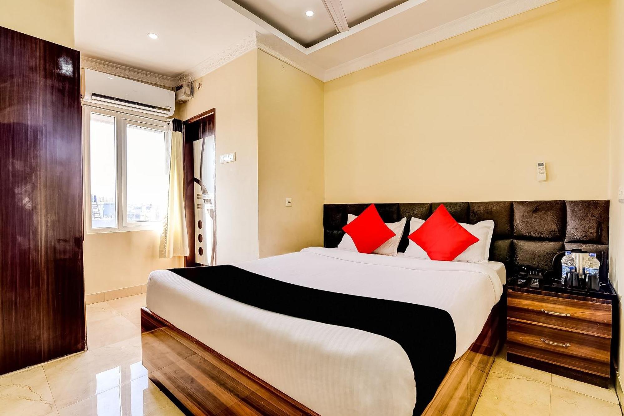 Capital O Good Luck Residency Hotel Dispur Exterior foto